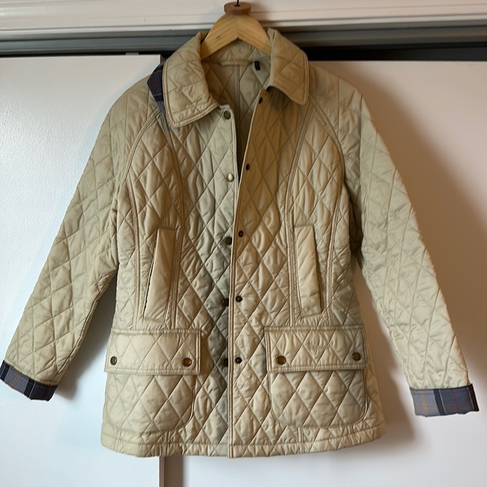 Barbour quilted riding jacket. Size S
